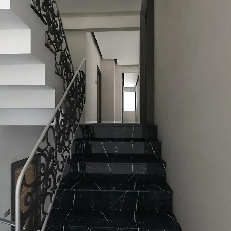 ينيبوسنا فندق *